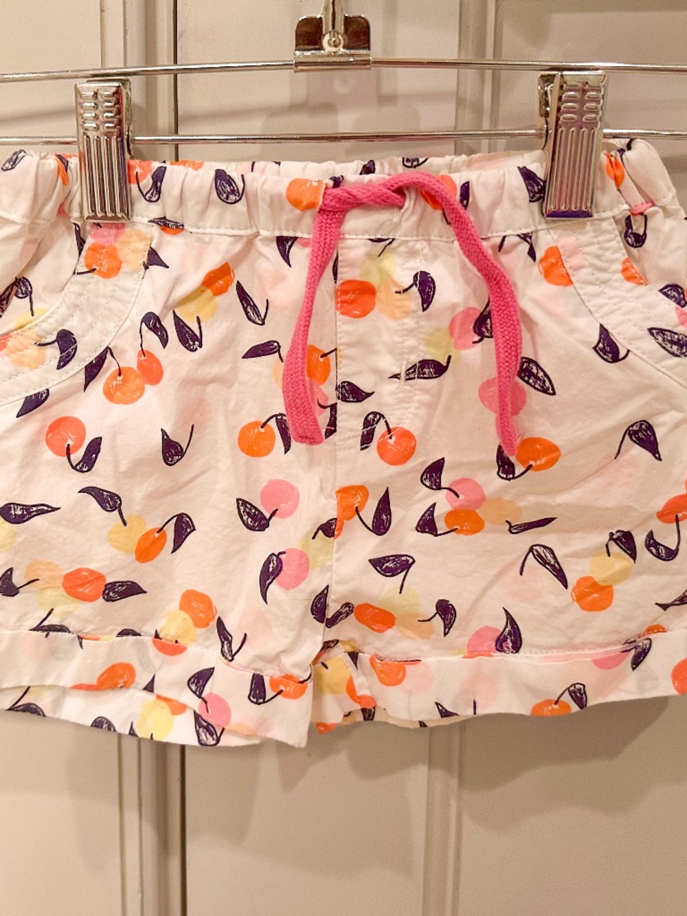Girl’s Fruit Print Egg by Susan Lazar Shorts Size 24 months